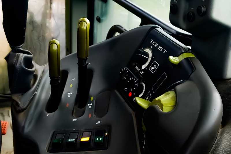 OmecoHub - Immagine CLAAS ARES697ATZ